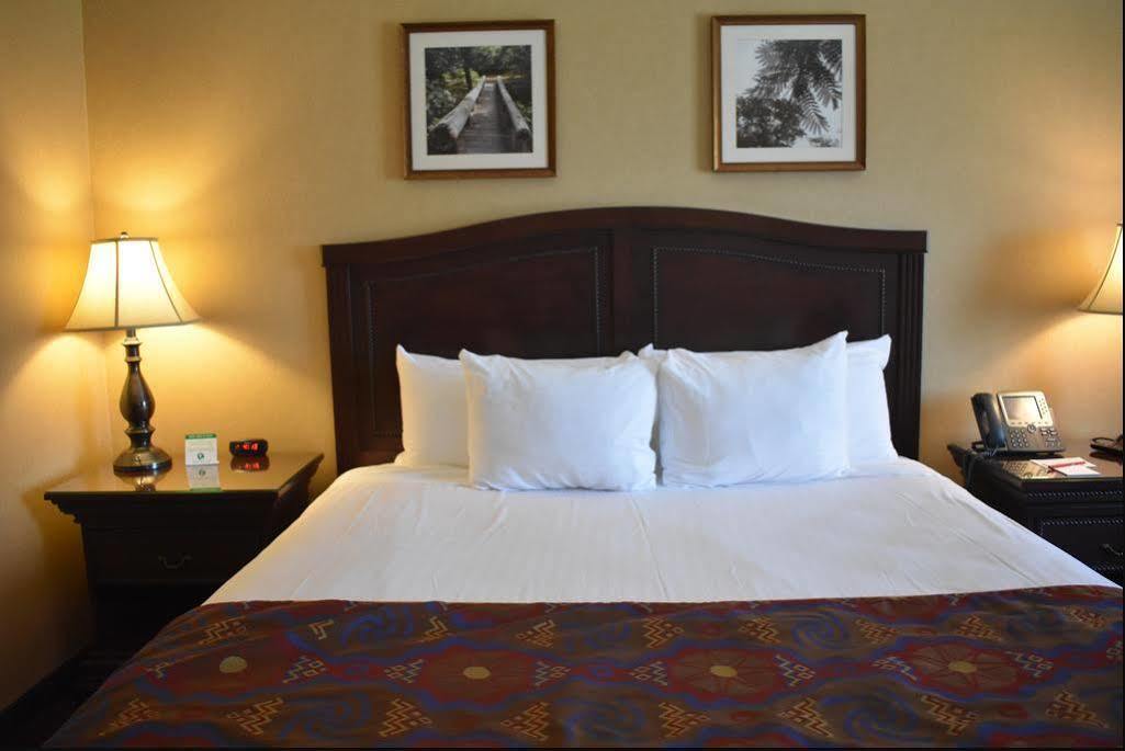 Cherokee Casino West Siloam Springs Resort מראה חיצוני תמונה
